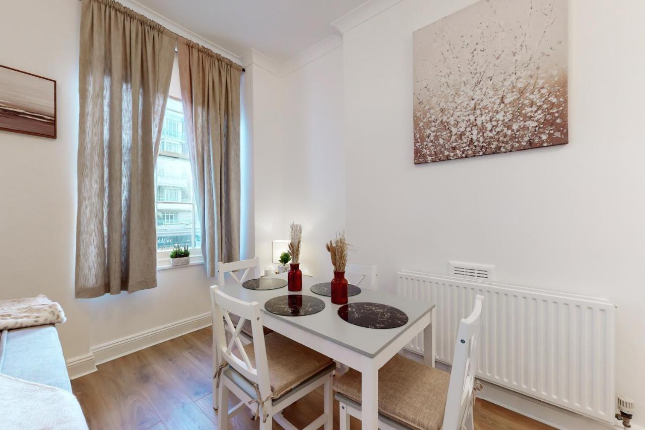 Park Lane Apartments Baker Street Londra Esterno foto