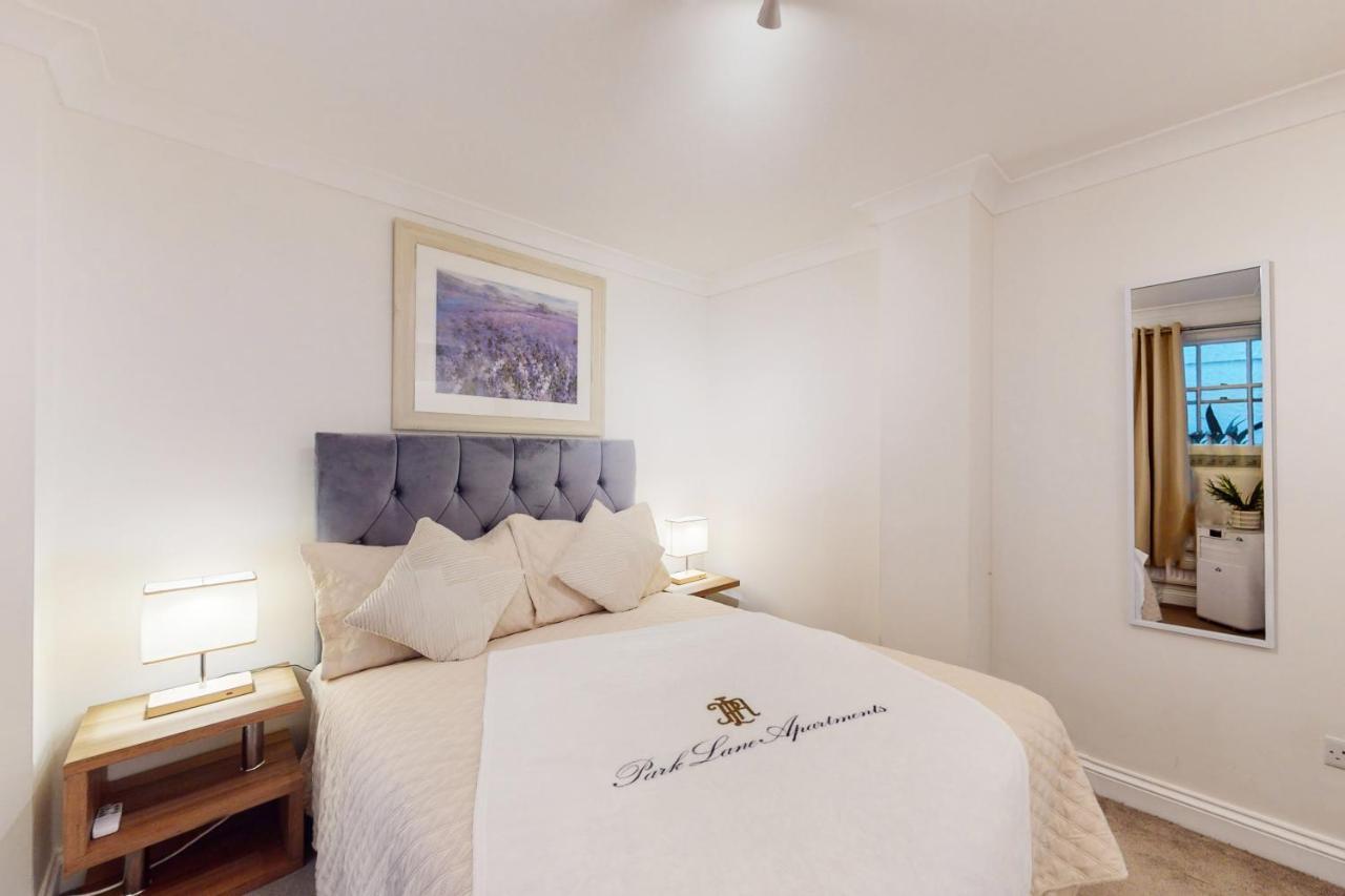 Park Lane Apartments Baker Street Londra Esterno foto